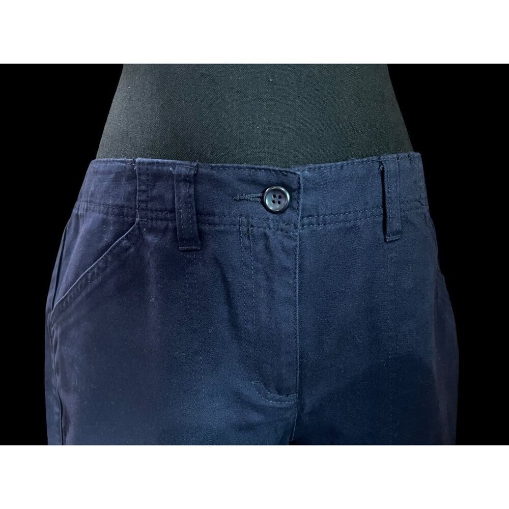Katherine FIT CHARTER CLUB Shorts Womens, 8, Navy Button Closure Back Pockets RE - Picture 3 of 6
